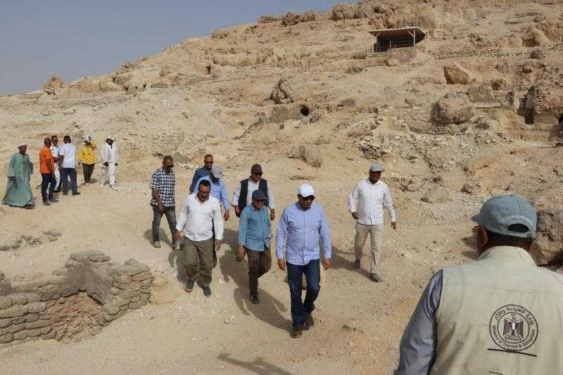 اكتشافات أثرية جديدة بمنطقة ذراع أبو النجا بالأقصر من عصر الدولة الحديثة