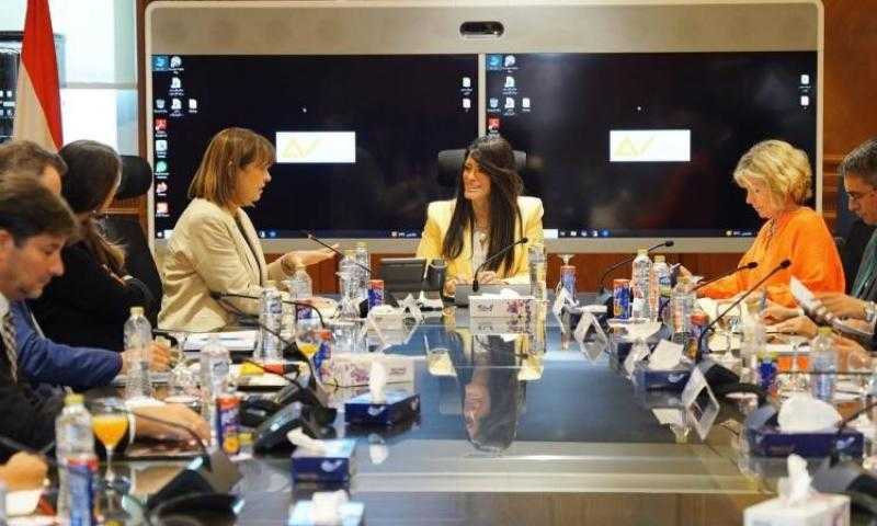 الدكتورة رانيا المشاط تجتمع مع اللجنة التنفيذية لمجموعة شركاء التنمية