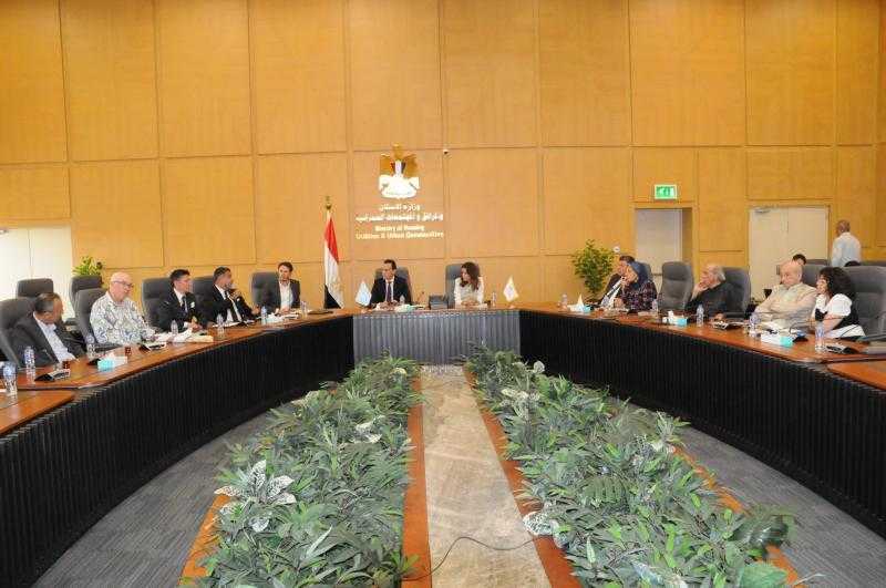 وزارتا الإسكان والسياحة يتابعان مخطط تطوير المنطقة الواقعة بين مطار سفنكس وهرم سقارة