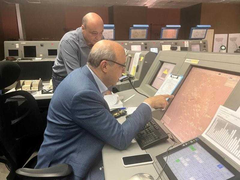 وزير الطيران المدني يتفقد عددًا من المرافق التشغيلية الحيوية| صور