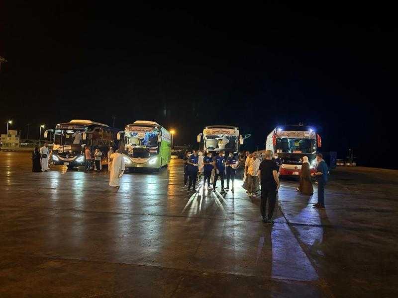 ميناء نويبع يستقبل 306 حجاج و7 باصات حج