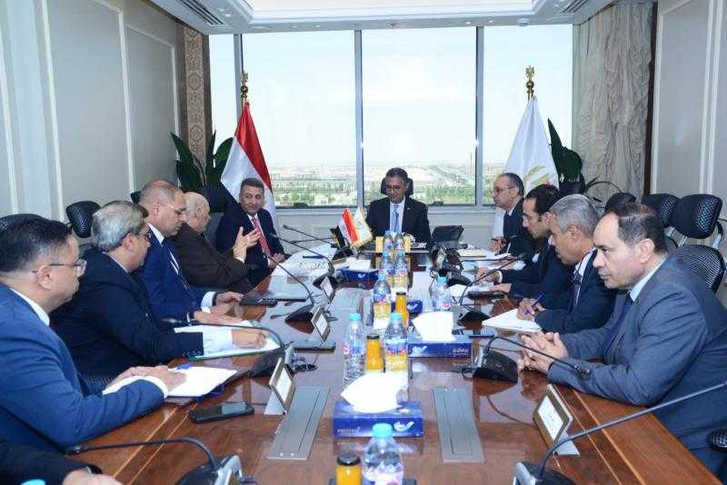 وزير التموين يُتابع انتظام عمل منظومة الخبز البلدي المدعم