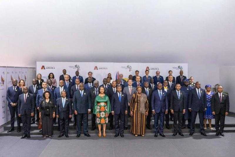 ”شيمي” يُشارك في افتتاح أعمال الدورة 17 من قمة الأعمال الأمريكية الإفريقية بأنجولا