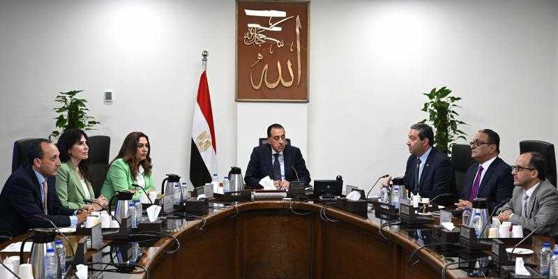 رئيس الوزراء يُتابع تنفيذ المشروعات والفرص الاستثمارية بمحافظة دمياط