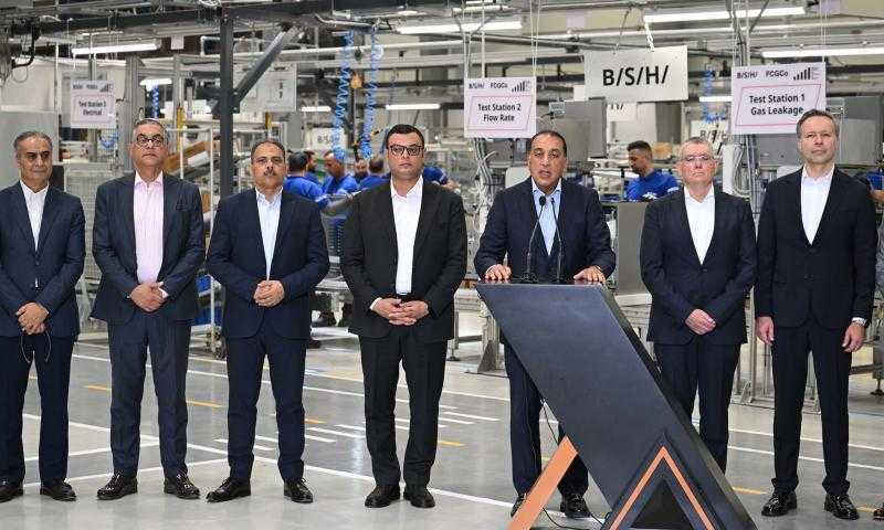 رئيس الوزراء: الدولة نجحت في اجتذاب كبرى الشركات العالمية لكي تفتتح مراكز تصنيع داخل مصر