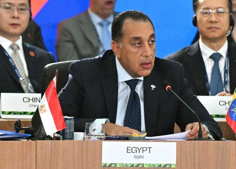 رئيس الوزراء يؤكد على ضرورة دفع جهود التسويات المالية بالعملات المحلية بين دول ”بريكس”