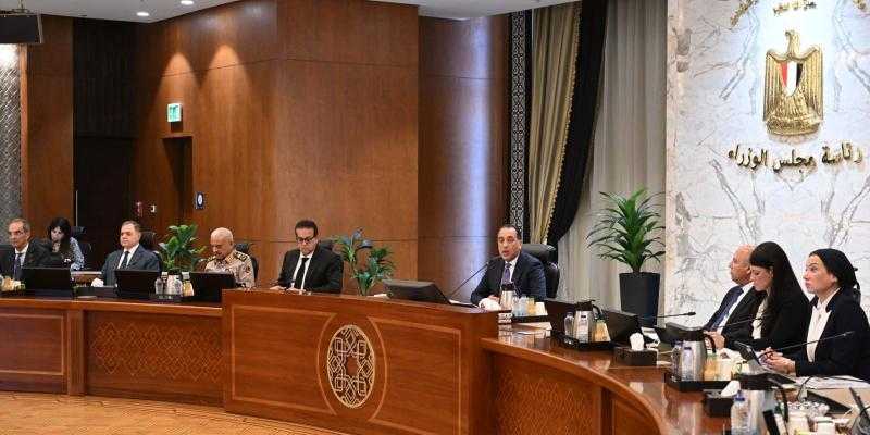 رئيس الوزراء: توجيه رئاسي بتشكيل لجنة متخصصة للوقوف على أسباب اندلاع الحريق بـ ”سنترال رمسيس”