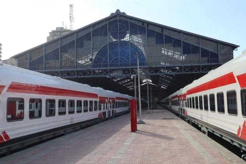 تشغيل خدمة جديدة بعربات ثالثة مكيفة على خط القاهرة - مرسى مطروح