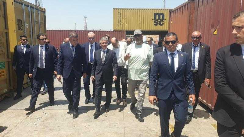 رئيس الجمارك: نعمل على تقليل زمن وتكلفة الإفراج لتيسير حركة التجارة