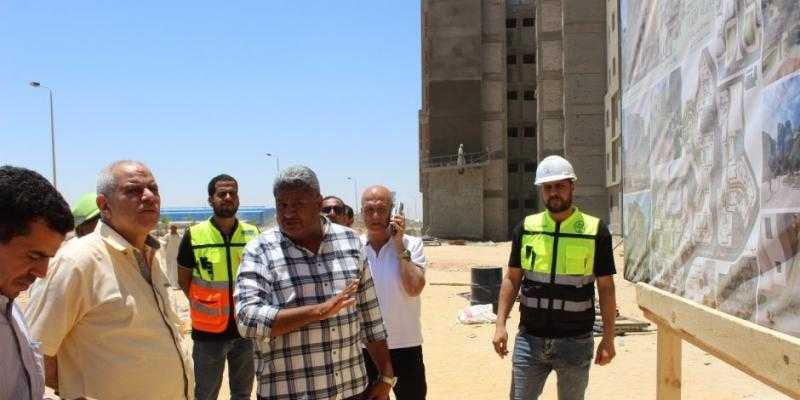 مسئولو ”الإسكان” يتفقدون المشروعات الجارى تنفيذها بمدينة برج العرب الجديدة