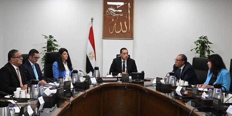 رئيس الوزراء يتابع جهود دعم وتعزيز أوجه التعاون الاقتصادى المصرى الأمريكى