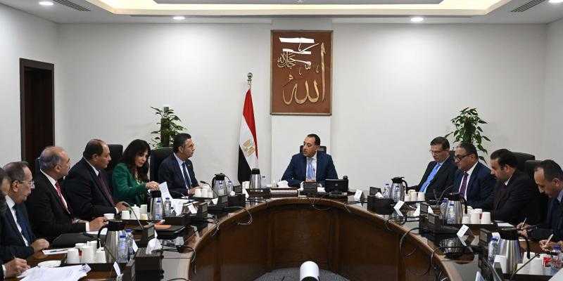 رئيس الوزراء يتابع جهود تطوير قطاع صناعة السكر فى مصر وتعزيز الإنتاج المحلى