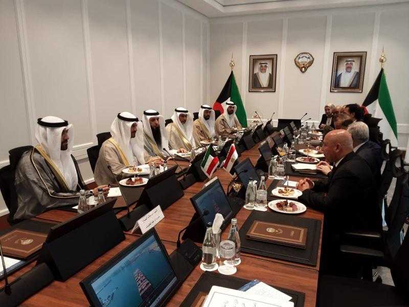 مصر والكويت تبحثان تعزيز التعاون في قطاع النقل البحري