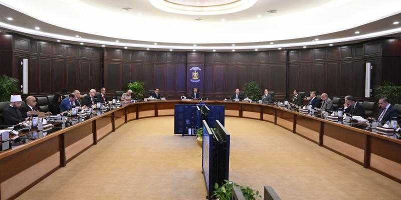 مجلس الوزراء يخصص أراضي بـ 4 محافظات لإنشاء محطات لتحلية مياه البحر