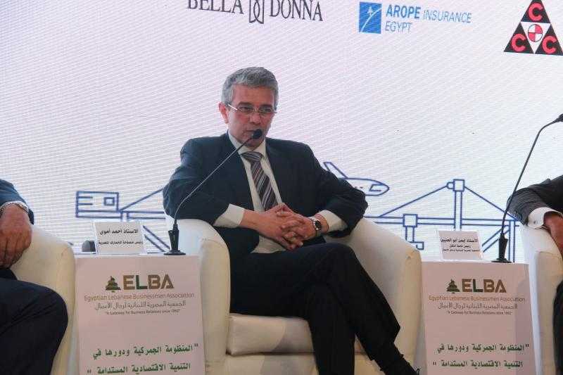 رئيس الجمارك: نعمل على تبسيط وتسريع الإجراءات الجمركية وخفض متوسط زمن الإفراج