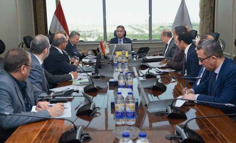 وزير التموين يتابع تعزيز كفاءة تشغيل وتوسيع إنتاج ”مخابز القاهرة الكبرى”