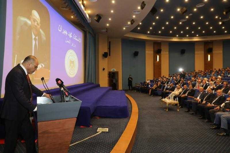 وزير العمل: مدرسة السويدي للتكنولوجيا تمثل تجربة فريدة وناجحة