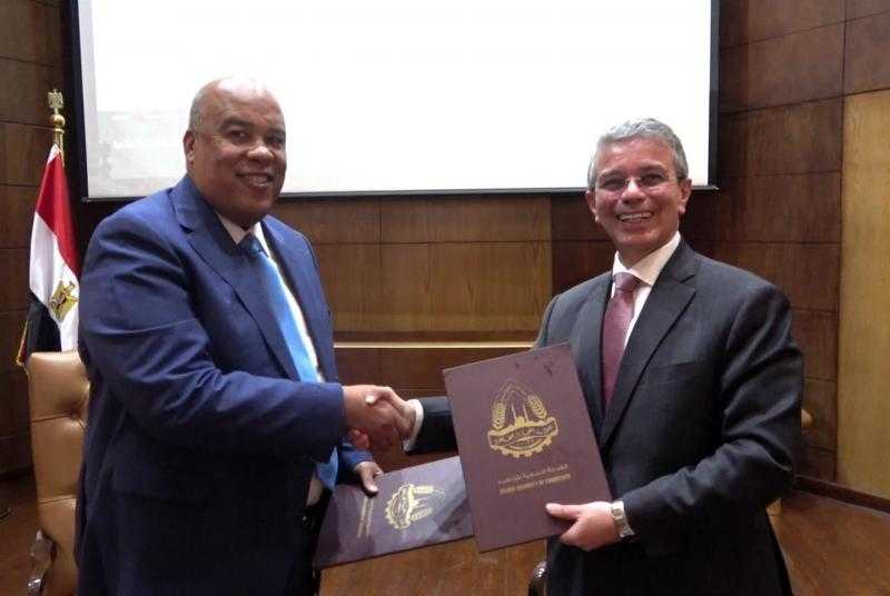 ”الجمارك” والغرفة التجارية بالقاهرة توقعان بروتوكولًا لتيسير الإجراءات الجمركية