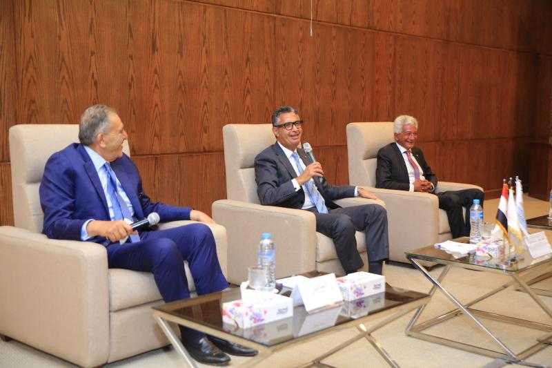 وزير التموين يلتقي قيادات ”الغرف التجارية” لضبط الأسواق وتخفيض الأسعار
