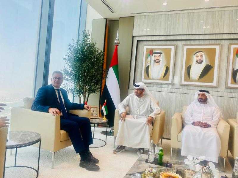 ”بدوي”: نرغب في تعزيز التعاون مع الإمارات في قطاع البترول والغاز