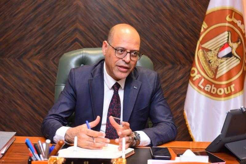 بيان عاجل من الحكومة بشأن قانون العمل الجديد: احذروا عدم تسجيل العاملين الأجانب