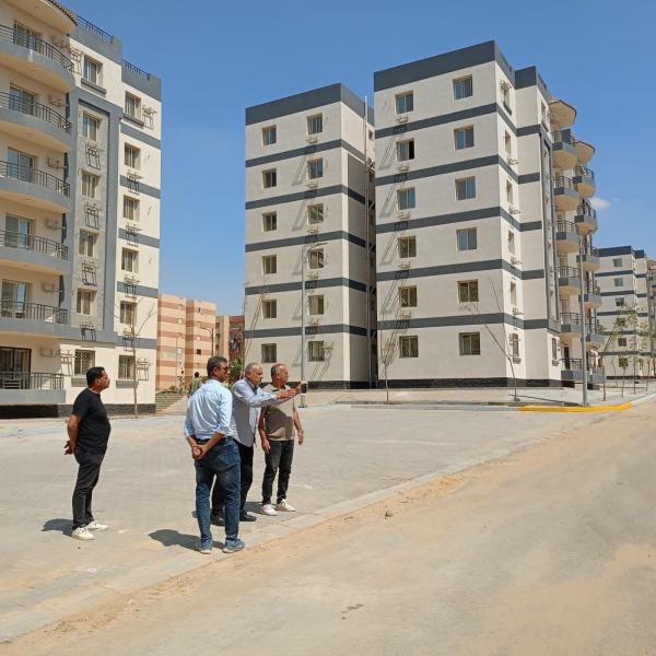 رئيس جهاز بدر يتفقد تطوير مدخل المدينة ومشروع الإسكان المتميز