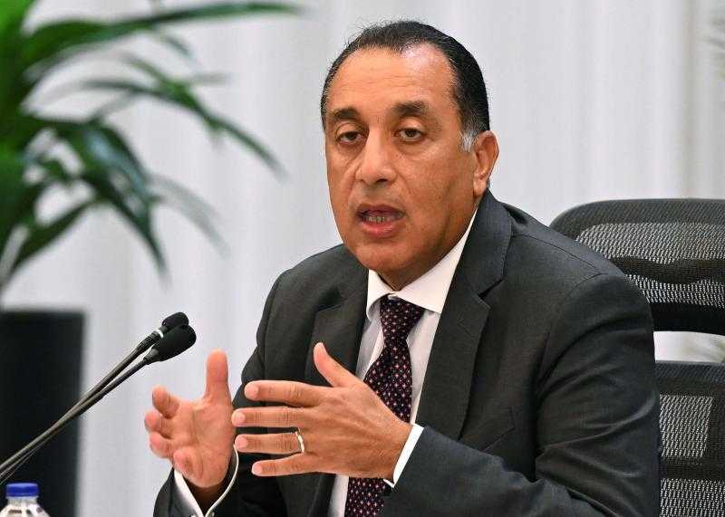 رئيس الوزراء: توجيهات للوزراء والمحافظين بمُتابعة أعمال الصيانة والتشغيل لمحطات ومرافق البنية الأساسية