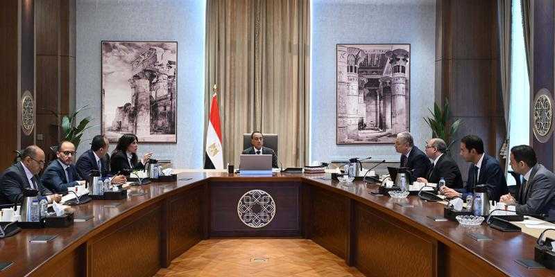 رئيس الوزراء يتابع الموقف التنفيذي لمشروعات مبادرة ”حياة كريمة”