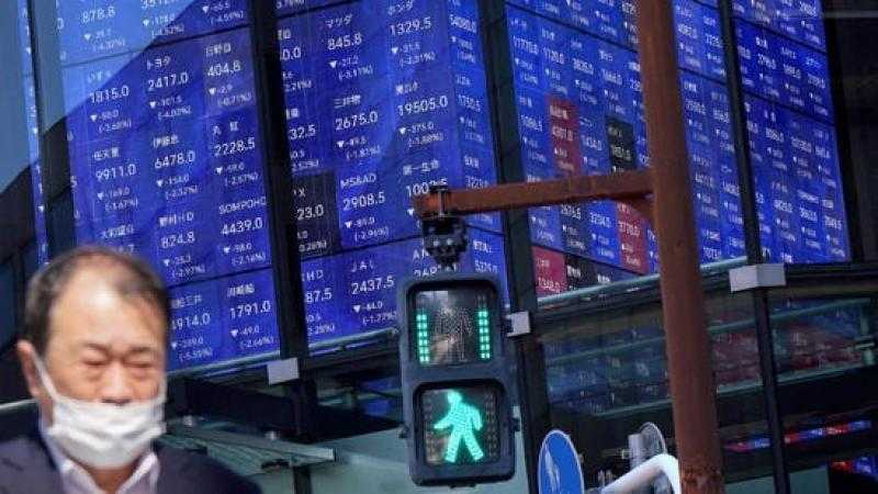 ارتفاع عوائد السندات اليابانية لأجل 30 عامًا لمستوى قياسي