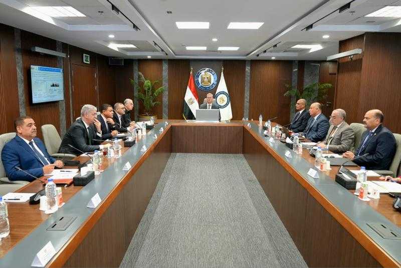 وزير البترول يتابع الموقف التنفيذي لإنشاء مجمع للبتروكيماويات والتكرير بـ”اقتصادية قناة السويس”
