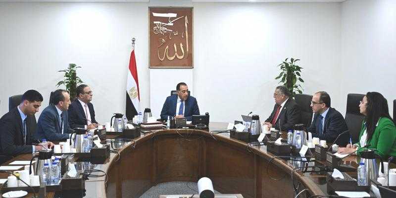 رئيس الوزراء: الدولة حريصة على تنمية المنطقة الاقتصادية للمثلث الذهبي