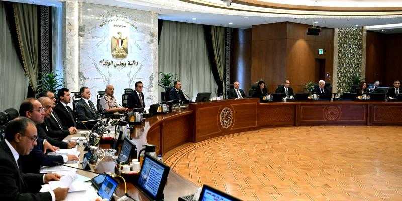 مجلس الوزراء يُحدد ضوابط التصرف في الأراضي الصناعية وتسعيرها