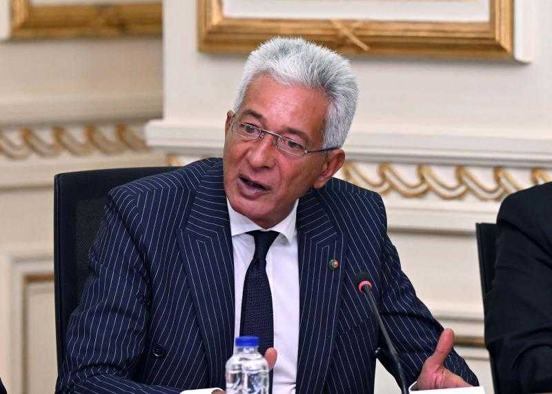 الغرف التجارية: تراجع أسعار الأسمنت 20% والحديد 6% والخضر والفاكهة 10%