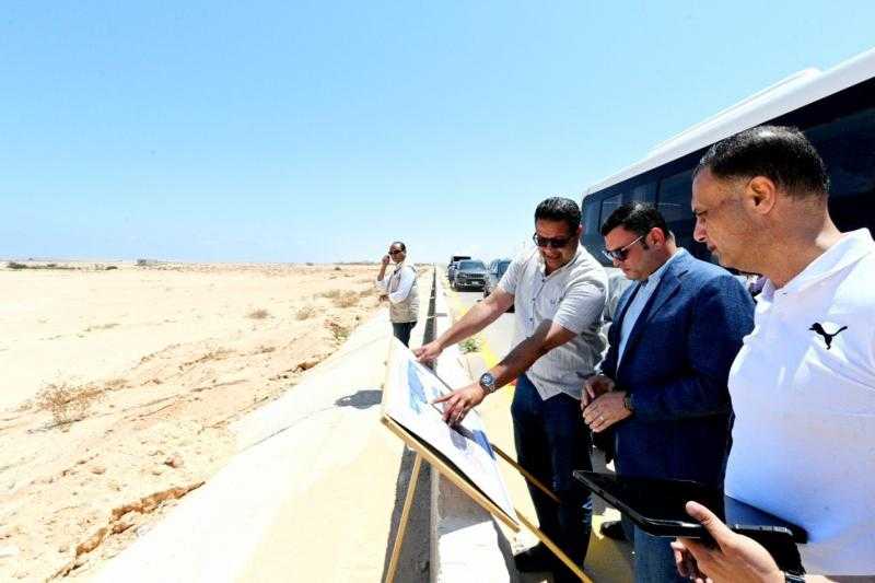 على مساحة 93 ألف فدان.. وزير الإسكان يتفقد مخطط تنمية غرب رأس الحكمة