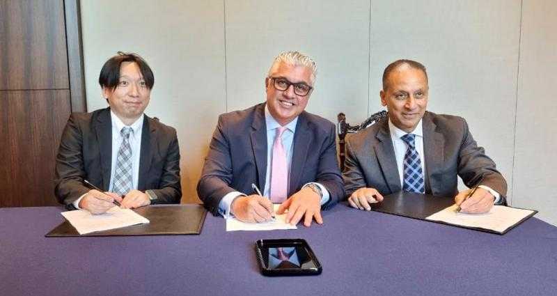 ”اقتصادية قناة السويس” توقع اتفاقيتي تعاون في مجالات الوقود الأخضر والهيدروجين