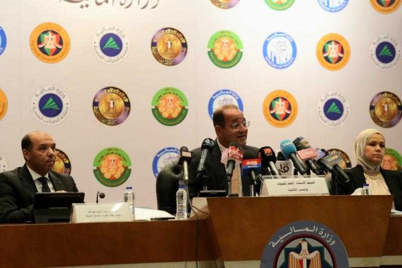 وزير المالية مطمئنًا المواطنين: خفض الدين الخارجي لأجهزة الموازنة من ١ إلى ٢ مليار دولار سنويًا