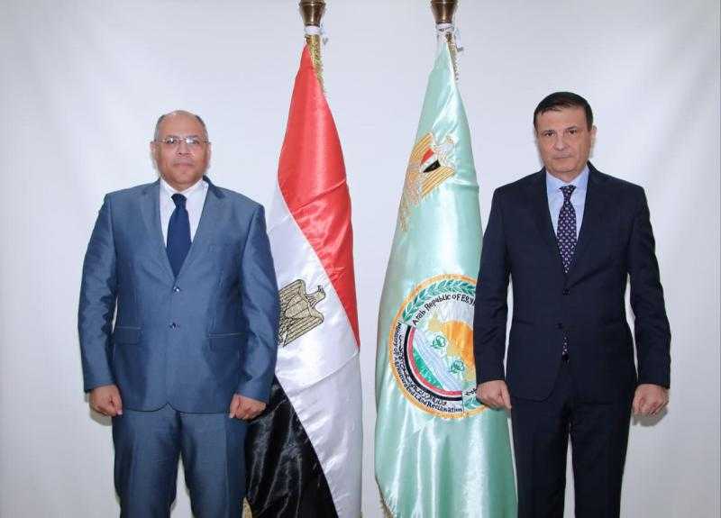 وزير الزراعة يناقش مع السفير الجديد للقاهرة لدى الكويت مجالات التعاون المقترحة