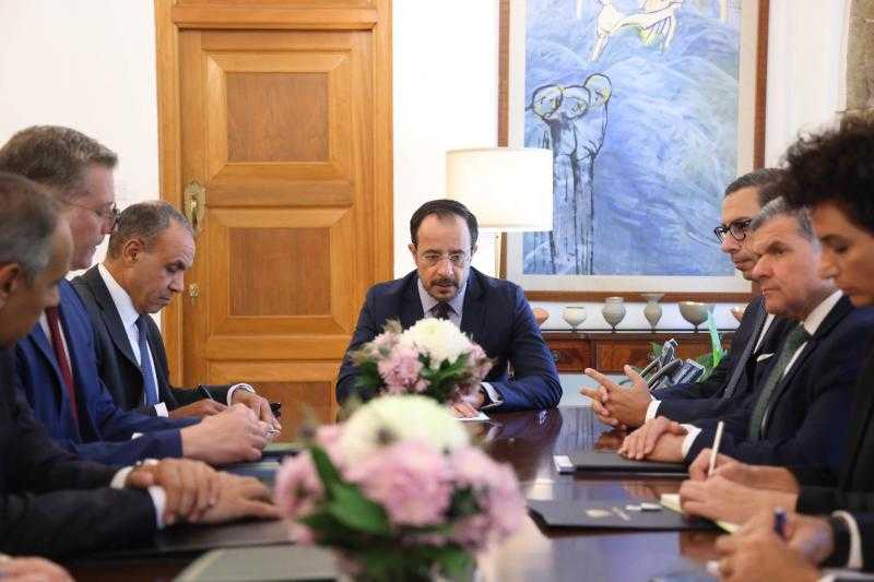 وزيرا الخارجية والبترول يبحثان مع الرئيس القبرصي التعاون بمجال الطاقة