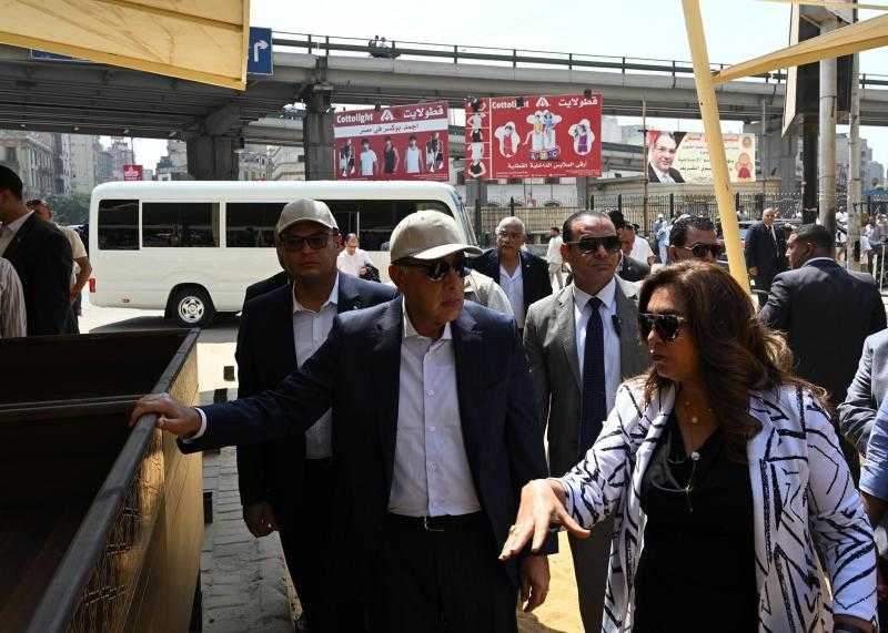 بتكلفة 50 مليون جنيه.. رئيس الوزراء يتابع أعمال تطوير سوق العتبة