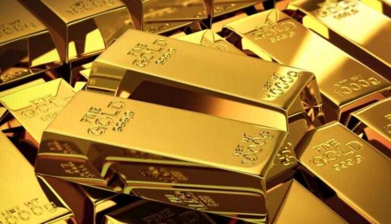 تراجع العقود الآجلة للذهب مع ترقب بيانات التضخم الأمريكية