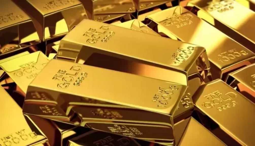 الذهب يرتفع متجهًا لتحقيق مكاسب للشهر الثالث