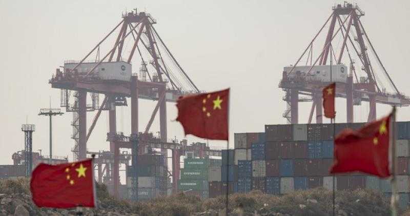 نمو صادرات الصين بأبطأ وتيرة منذ فبراير .. وشحناتها لأمريكا تهبط 33%