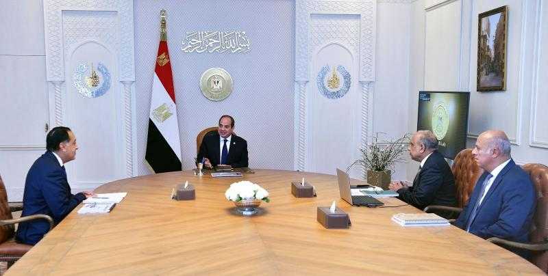الرئيس السيسي يوجه بحسن إدارة واستغلال مصادر الطاقات المتجددة من الموارد الطبيعية