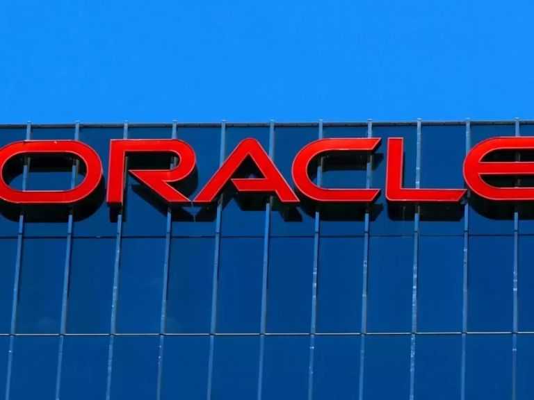 أوراكل ترفع توقعاتها المالية بعد نتائج أعمال قوية