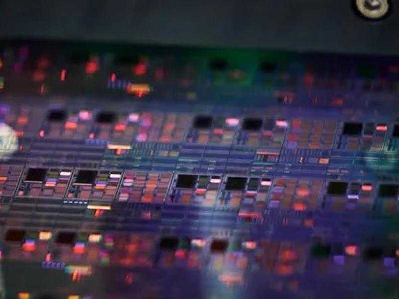 الصين تبدأ تحقيقاً حول إغراق بعض الرقائق الأميركية