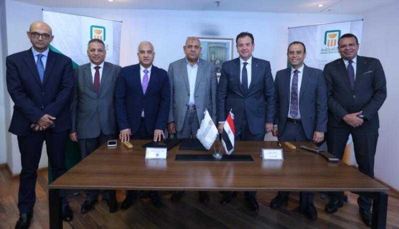 البنك الأهلي يوقع بروتوكول تعاون مع «أجروفود» لتجارة الأقطان وإنتاج التقاوي