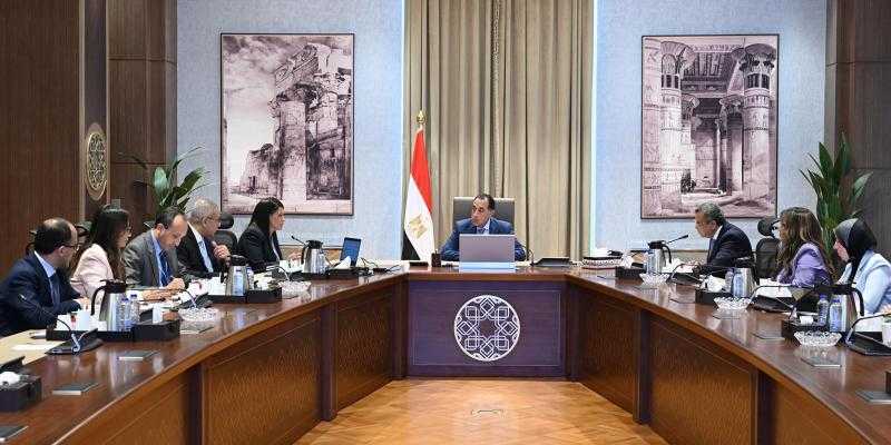 رئيس الوزراء يتابع الجهود المبذولة لحوكمة الاستثمارات العامة خلال 2024/2025