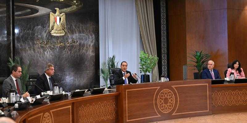 رئيس الوزراء: نستهدف زيادة الاعتماد على الطاقة المتجددة لتوفير الغاز للصناعة والتصدير