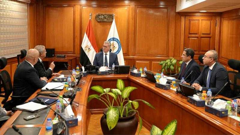 وزير البترول يبحث مع ”تاج أويل” الكندية توسيع أعمالها بالصحراء الغربية