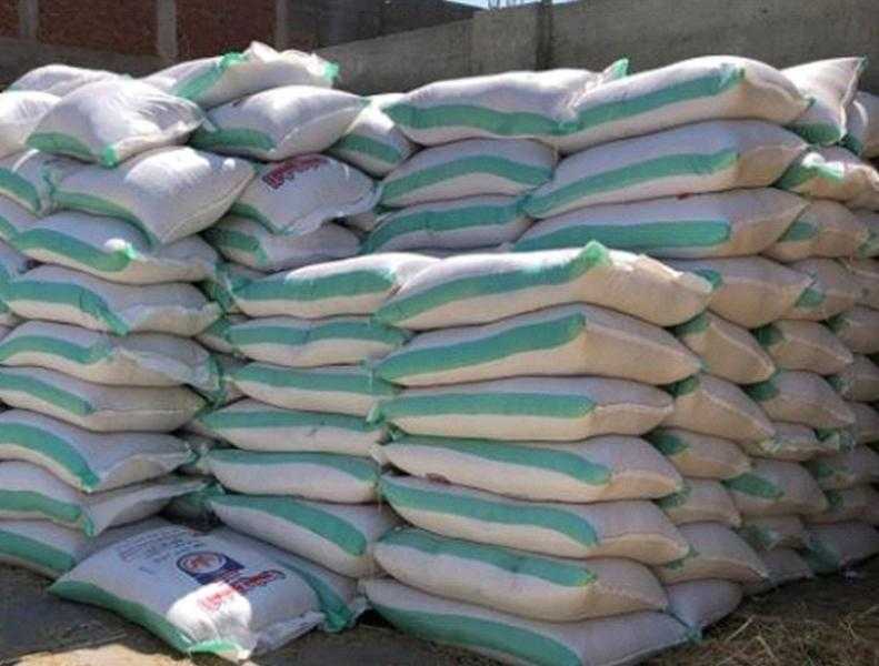 ”الداخلية” تضبط 98 طن مواد خام تستخدم في إنتاج الأعلاف منتهية الصلاحية